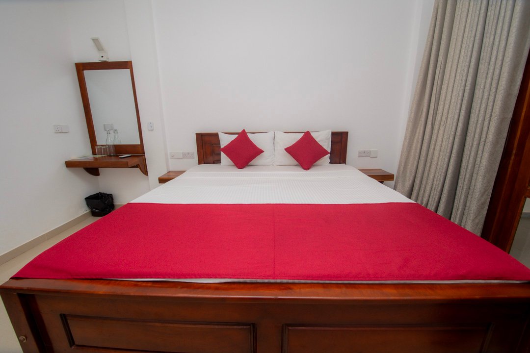 Standard Room Amenities at High Park Hotel Nilaveli